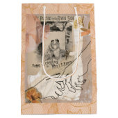 Romantic Vintage Floral Riverside Collage ミディアムペーパーバッグ (裏面)