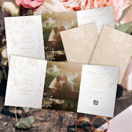 Romantic Wedding Peonies Delicate Ivory White 三つ折り招待状