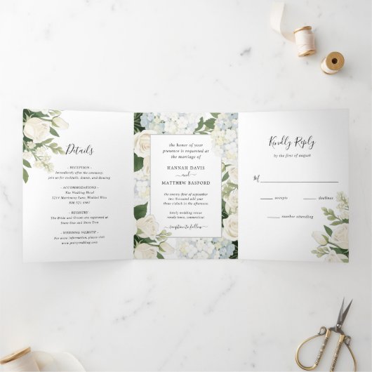 Romantic White Hydrangea Rose Elegant Wedding   Tr 三つ折り招待状 (内部)