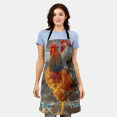 Rooster Vibes Farm Life エプロン (着用した状態)