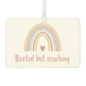 Rooted but Reaching – Grounded Growth Design カーエアーフレッシュナー (裏面)