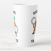 Rooting For You – Cheerful Carrot Latte Mug カフェラテマグ (正面)