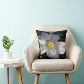 Rosa Canina, Dogバラwith Monogram クッション (椅子)