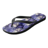 Rosas violetas con calaveras ビーチサンダル (アングル)