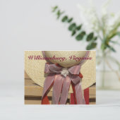 Rose colored Colonial Hat, Williamsburg, VA ポストカード (スタンド正面)