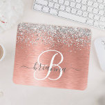 Rose Gold Brushed Metal Glitter Monogram Name マウスパッド<br><div class="desc">Add a touch of style and glamour to your workspace with this beautiful, custom-made rose gold brushed metal glitter monogram name mouse pad. Personalize it with any name of your choice and watch it sparkle. The perfect accessory to make your desk look even more luxurious and sophisticated. Crafted from top...</div>