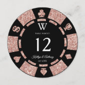 Rose Gold Monogram Poker Chip Casino Wedding 招待状 (正面)