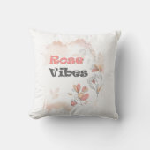 Rose Vibes - エレガントな花柄のモダンスタイル クッション (正面)