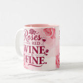Roses are red but wine is fine chic ツートーンマグカップ (正面左)