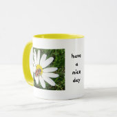 Rot-schwarzer Kafer auf weisser Margerite、Tasse マグカップ (正面左)