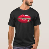Rote Lippen mit Reißverschluss Tシャツ (正面)