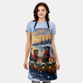 Rottweiler Christmas Boat Holiday エプロン (着用した状態)