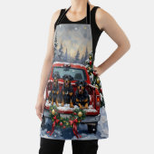 Rottweiler Christmas Red Truck Holiday エプロン (インサイチュ)