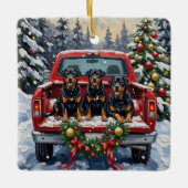 Rottweiler Christmas Red Truck Holiday セラミックオーナメント (正面)