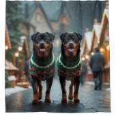 Rottweiler Dogs Christmas Snow Holiday シャワーカーテン (正面)