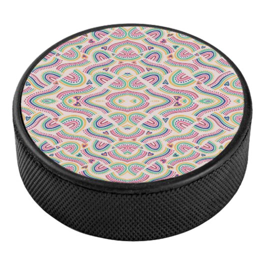 Round coaster with vibrant, symmetrical mandala アイスホッケーパック (3/4)