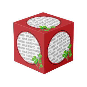 Round in Square Frame赤/クローバー+あなたの写真 フォトキューブ