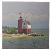 Round Island Light Stationのビュー。 タイル (正面)