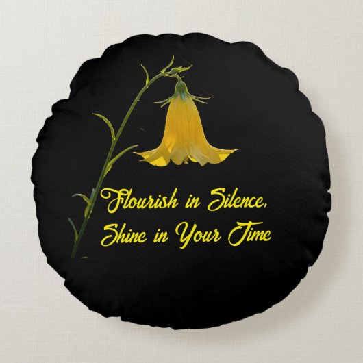 Round Throw Pillow 16" – Flowers for the Soul ラウンドクッション (正面)