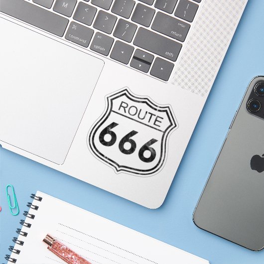 Route 666 (white) シール (ノートパソコンとiPhone)