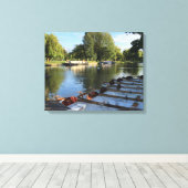 Row Bots on the River, Stratford On Avon UK キャンバスプリント (インサイチュ (ウッドフロア))