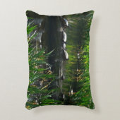 Row of Turtlesグリーン自然写真 アクセントクッション (正面(垂直))