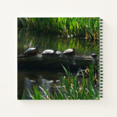 Row of Turtlesグリーン自然写真 ノートブック (裏面)