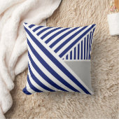 Royal Blue Stripes and Grey クッション (ブランケット)