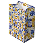 Royal Lisbon Scrollwork Elegant Portuguese Blue ミディアムペーパーバッグ (裏面アングル)