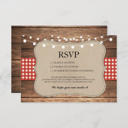 RSVPのバーラップの結婚式の木製の素朴で赤いチェックカード 出欠カード (正面/裏面)