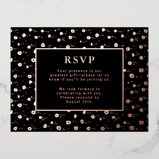 RSVPの結婚応答カードのモダンフローラ黒 箔シーズンポストカード (正面)