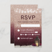 RSVPを結婚するモダンなバーガンディのばら色の金ゴールドのランタン 出欠カード (正面/裏面)