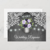 RSVPを結婚する紫色の銀製灰色の花の素朴な瓶 インビテーションポストカード (正面/裏面)