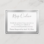 RSVPオンラインシンプルエレガントシルバーアンドホワイト エンクロージャーカード (正面)