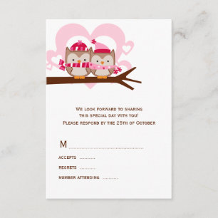 RSVPカードを結婚している冬のフクロウ 出欠カード