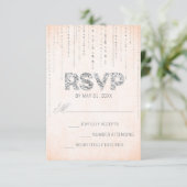 RSVPカードを結婚するモモ及び銀のグリッターの一見 出欠カード (スタンド正面)