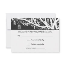 RSVPカードを結婚する木のメーソンジャーの花をつけます