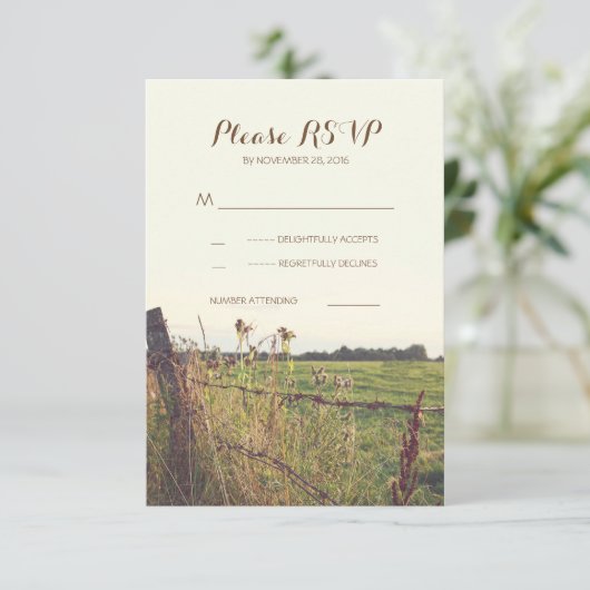 RSVPカードを結婚する田園有刺鉄線の塀 出欠カード (スタンド正面)