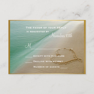 RSVPカードを結婚する砂で切り分けられるハート 出欠カード