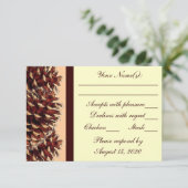 RSVPカードを結婚する素朴な茶色のモモのマツ円錐形 出欠カード (スタンド正面)