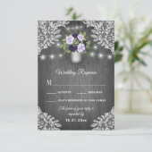 RSVPカードを結婚する紫色の銀製灰色の花のレース 出欠カード (スタンド正面)