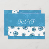 RSVPカードを結婚する青く白い雪片のクリスマス 出欠カード (正面/裏面)