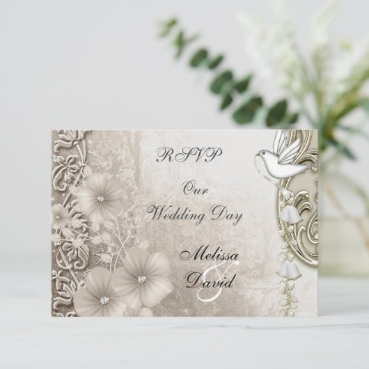RSVPヴィンエレガントテージウェディングセピアホワイト鳩 出欠カード (スタンド正面)