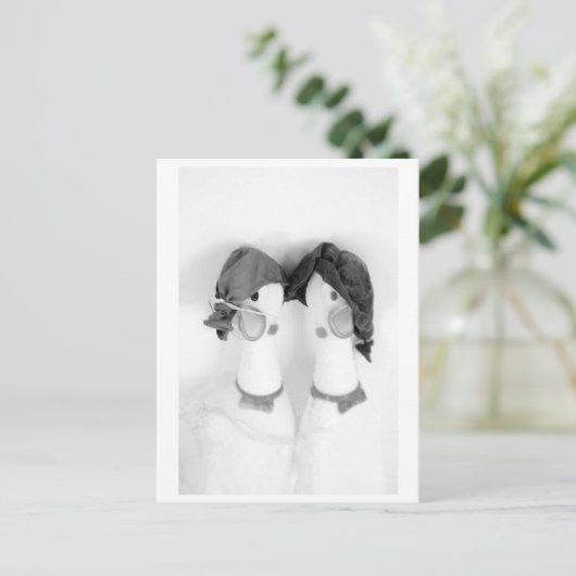 Rubber chickens - The Balloon Twins ポストカード (スタンド正面)