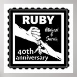 Rubyの結婚記念日が手に入る40th ポスター<br><div class="desc">このもしデザインの下に救済カスタマイズは、このデザイ頼ナーボタンを使用して文字。ルビーの40年結婚の結婚記念日のロマ祝ティックなデザイン。このデザインは、手を持つカップルのベクトルイラストレーションを有する。</div>