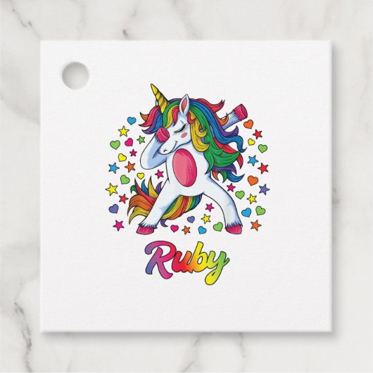 Ruby Personalised Name Unicorn Girl Gift T-Shirt フェイバータグ (正面)