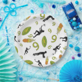 Rugby game are on ペーパープレート (パーティー)