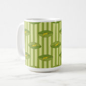 Rugby game are on mug コーヒーマグカップ (正面左)