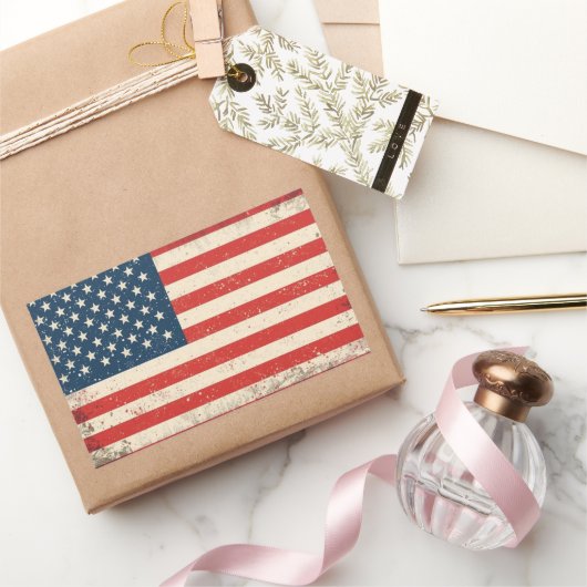 Rugged Distressed Flag Patriotic Rectangle Vinyl D 長方形シール (ギフト)