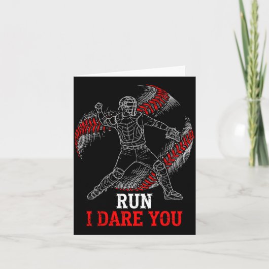 Run I Dare You Funny Baseball Catcher Graphic Play カード (正面)